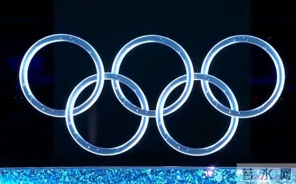 没想到，74岁的张艺谋竟以这种方式，再次证明了他的“顶级审美”