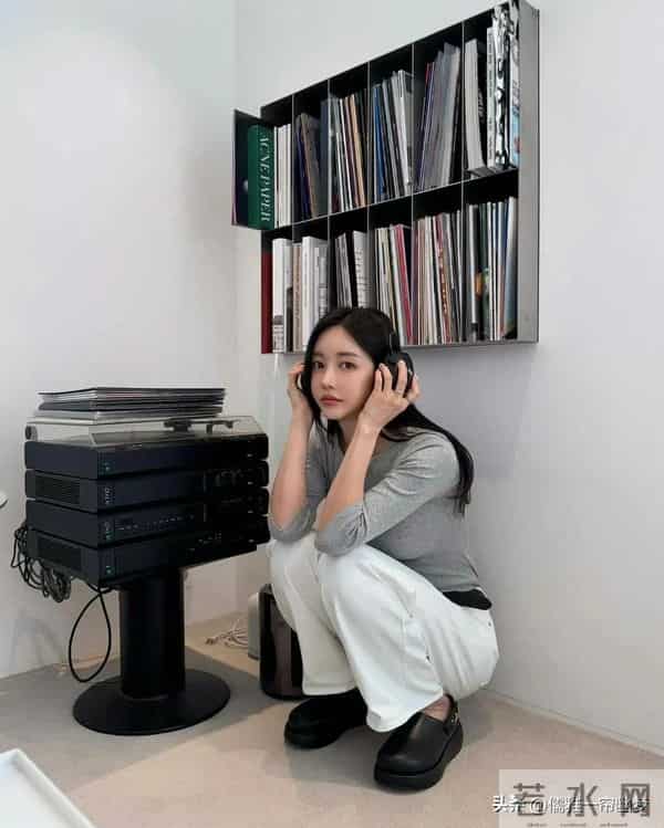 孙允珠-时尚 第725期