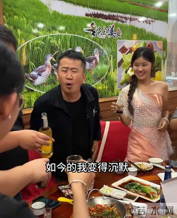张颂文说对了,不拍戏就“消失”的演员李嘉明,已走上另一条大道