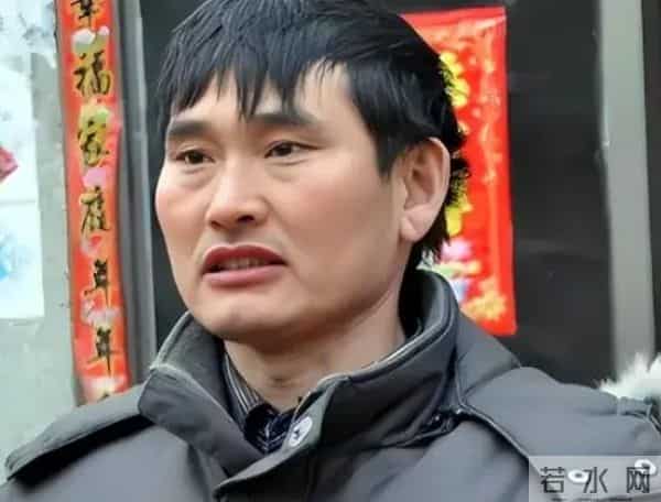 于文华也没想到，大衣哥爆红14年后，如今终于过上了理想生活