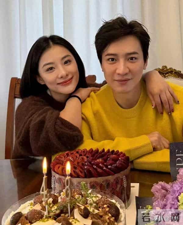 45岁的刘璇,保养的太好了!老公大她一岁 也是相当的帅气 太般配了