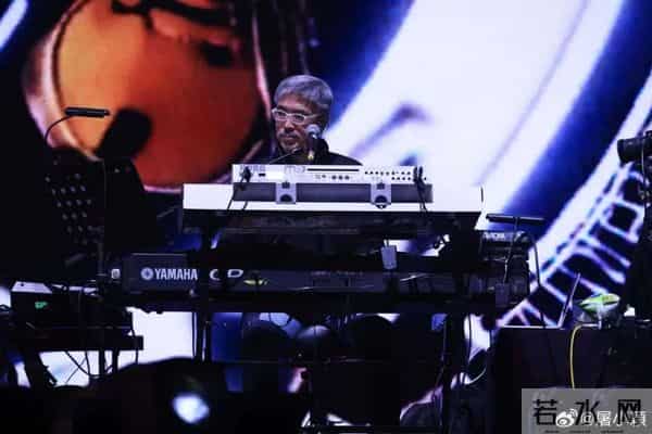 屠衡发文:爸爸在跑步机上摔倒,意外离世