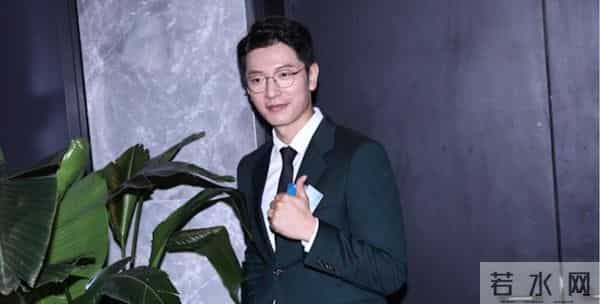 TVB小生富婆妻子，自曝离婚退还前夫钻石名表，如今住2000尺豪宅