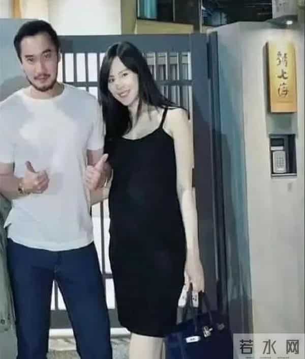 突发！阿娇前夫再曝离婚，结束人生第三段婚姻，妻子一夜删光合照
