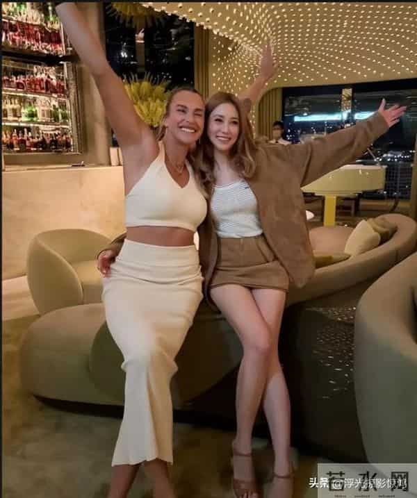 千亿阔太徐子淇老公李家诚当火炬手，她的反应超绝，果真御夫有术