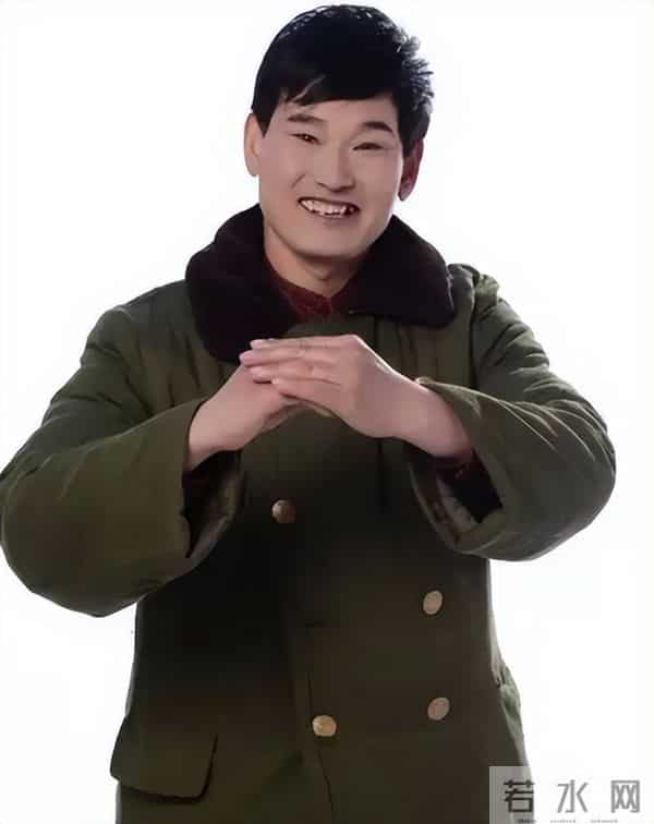 于文华也没想到，大衣哥爆红14年后，如今终于过上了理想生活