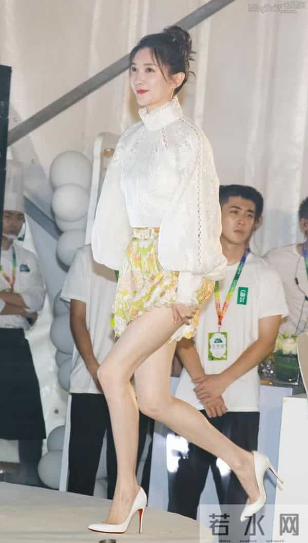 江疏影 美腿玉足，大长腿女神又美又飒，太迷人