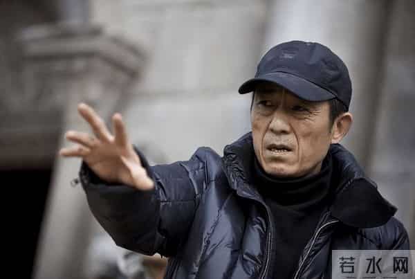 与张艺谋分手多年后,前配偶肖华坦言:在爱别人前,先学会爱自己