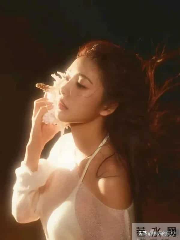 真没想到蔡文静的身材这么好,网友评价性感而不艳俗,自带仙气!