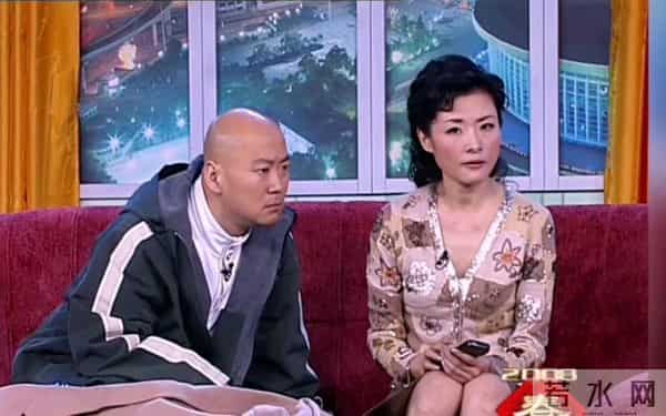 搭档无数美女却一直单身，59岁郭冬临现状曝光，网友：太意外！