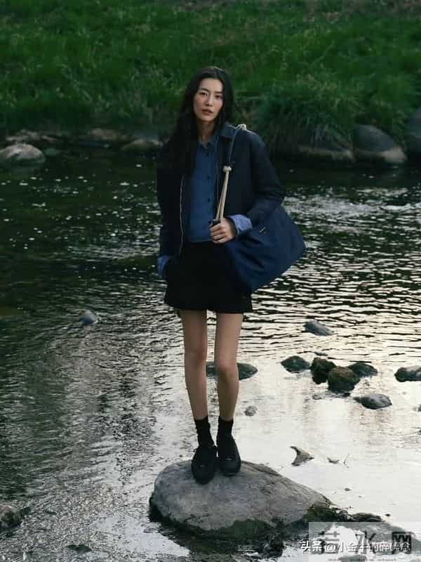 刘雯,看超模秋冬怎么穿,学会秒变时髦精