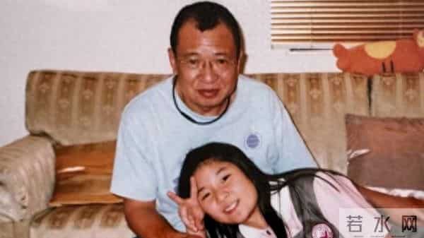 许绍雄女儿发文悼念父亲77岁生忌:你不在的时候我就想你去工作好了