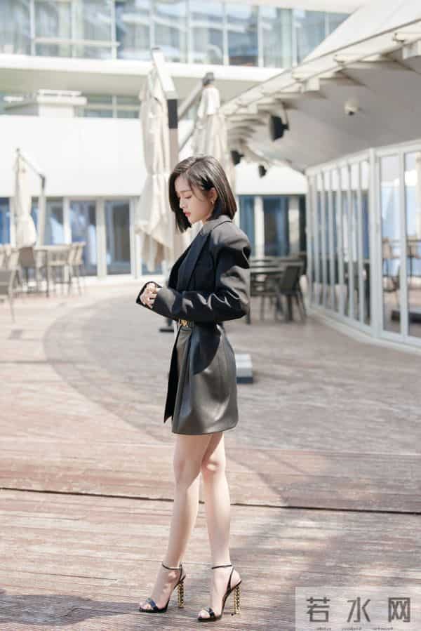 皮裤风——吴宣仪是不是很飒很美丽