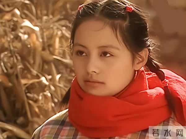 她是胡歌深爱、刘烨难忘的女人，受央视力捧多年，至今都没能走红