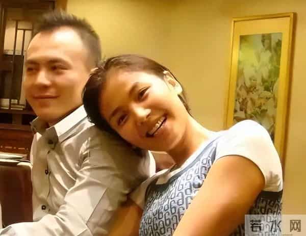 王珂也没想到，为自己还清亿万债务的刘涛，走上了另外一条上坡路