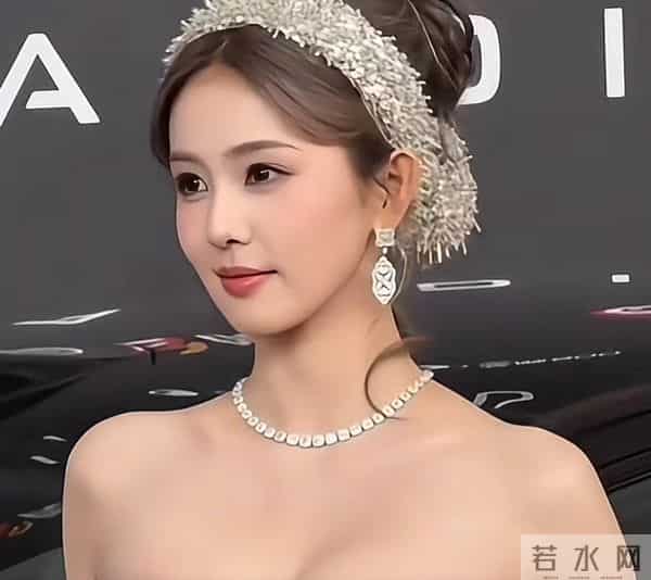 短剧顶流余茵碰瓷内娱顶流小花白鹿惹怒网友 半年撞3次 吃相太难看