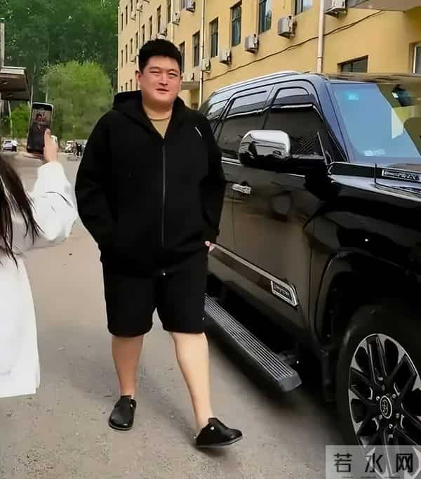 钱再多有什么用?儿子败家女儿抑郁,67岁赵本山为所有人提了醒