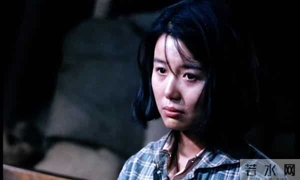 二婚嫁大13岁杜志国后，定居武汉素面朝天很自信，继子杜淳成心病