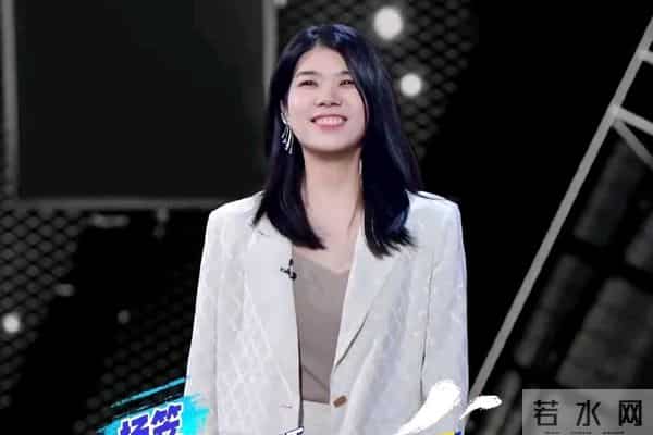 杨笠清空账号背后：顶流脱口秀演员的"体面退场"