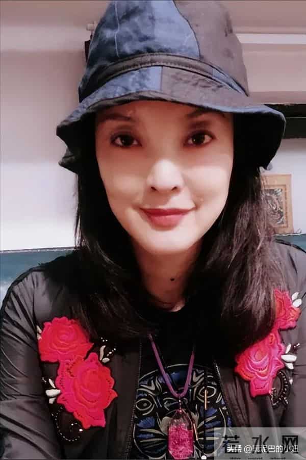 美猴王影业指控张纪中涉嫌职务侵占，数额达800万，张纪中任董事