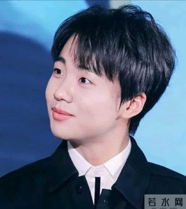 郭麒麟亲妈胡中惠：离婚后远赴日本，25年过去，她已成为亿万富婆