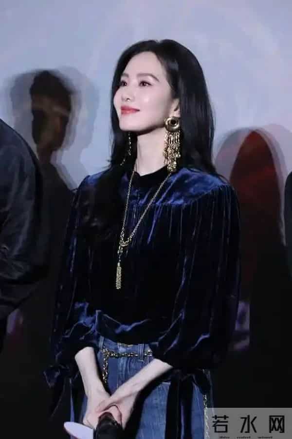 陪玩陪睡只是冰山一角，继王家卫被曝，金靖遭殃后 张纪中又曝内幕