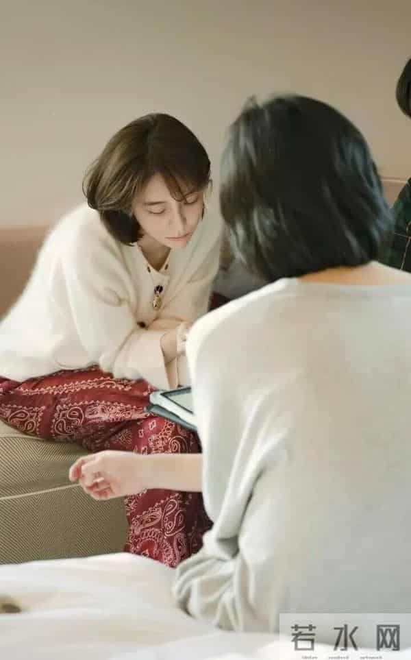 被金高银新剧种草了好多单品，从优衣库到爱马仕都帮大家扒出来了