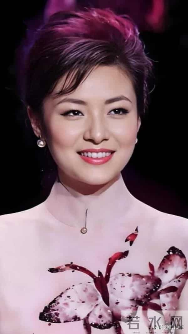 周涛年轻的美照。