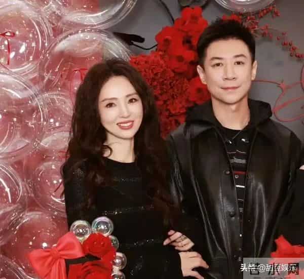 46岁董璇生日照孕味浓!捧蛋糕肚子鼓似四月,是有喜了?