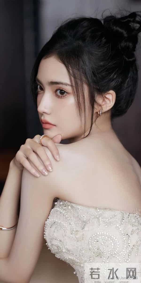 北京舞蹈学院校花 天鹅颈女神赵夕汐 阿娇与梁洛施结合体 又美又温婉