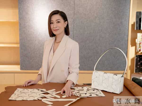 同居四年后分手,佘诗曼拿下“三料视后”,他却只能演烂片养四娃