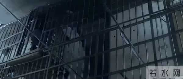 杀夫坐牢16年,惨遭亲儿子记恨,出狱后她以素人身份拿下国际影后