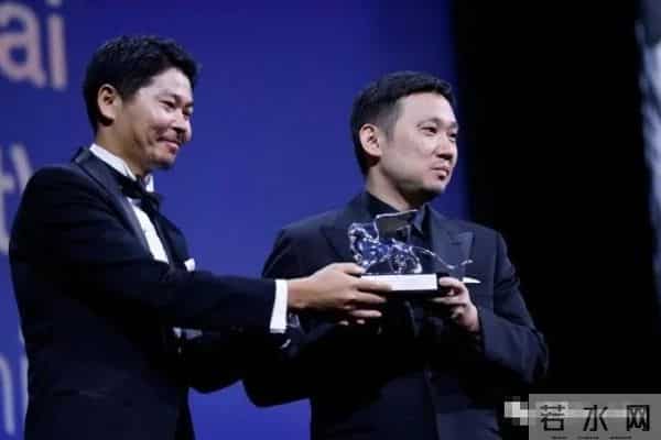 仅7天就曝出5大瓜!官宣离婚、承认插足、一线女星被抓,全是大瓜