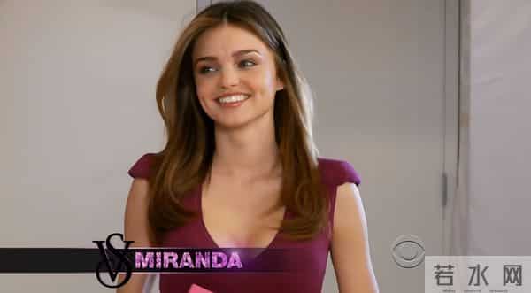 看着可儿这迷人的脸和魔鬼的身材 完全能理解大佬为了她当街斗殴了