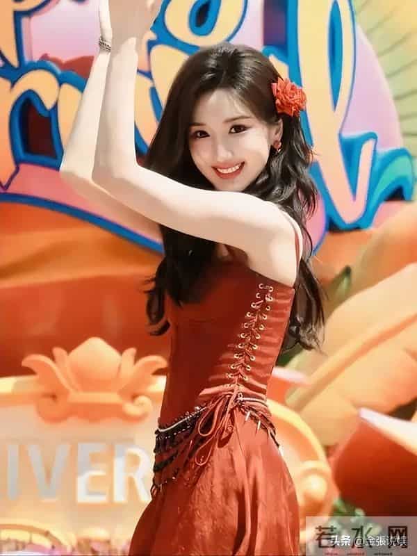 与陈晓闪婚领证传闻真相大白1个多月,毛晓彤近况曝出,并不意外