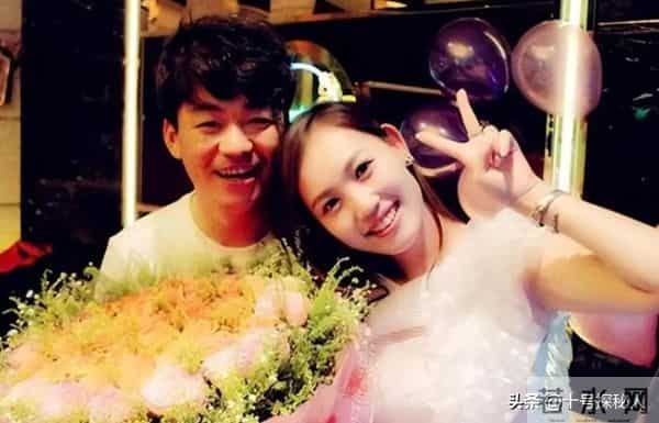 王宝强也没想到,与马蓉离婚9年后,自己一双儿女开始给他争光了