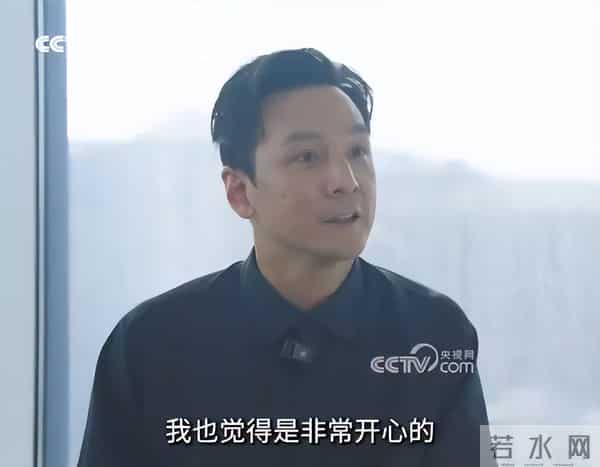 吴彦祖晒47岁老婆素颜合照,惊呆网友!原来他们15年前就已分床睡