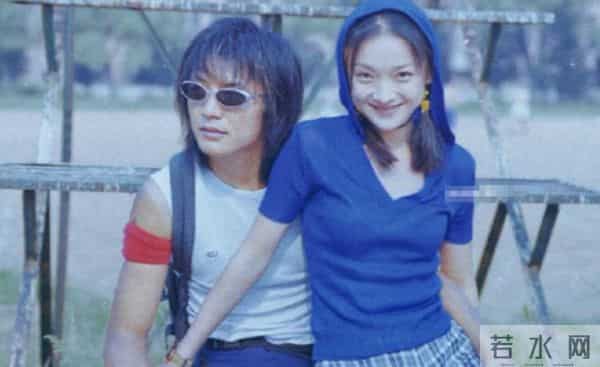 51岁的周迅是一位“实力派演员”,出演的角色都十分出彩