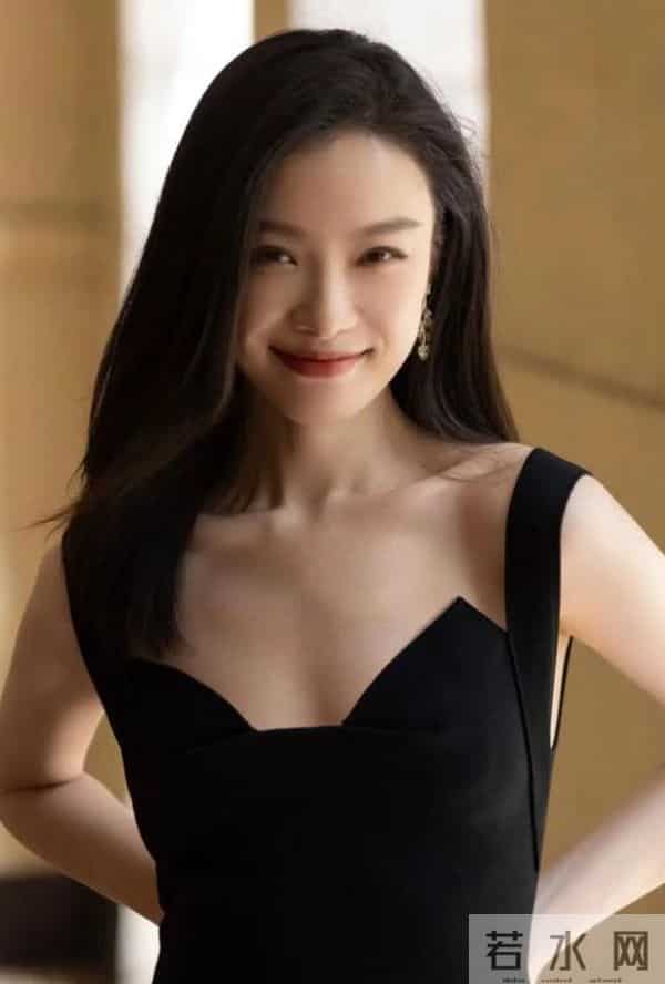 王家卫录音爆出后，靠男人“上位”的倪妮，打了一场漂亮的翻身仗