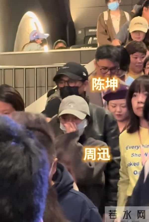 51岁的周迅是一位“实力派演员”,出演的角色都十分出彩