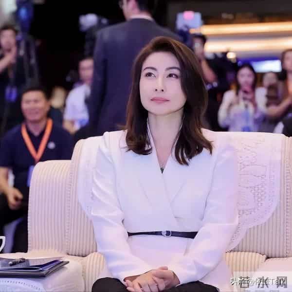 结婚13年，44岁郭晶晶再次迎来喜讯，霍震霆的话再一次得到印证