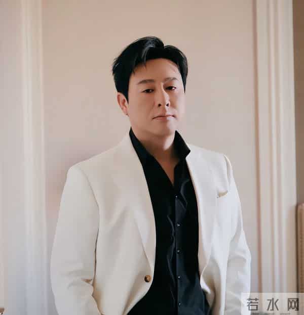 辛芷蕾新片首映礼,张颂文肿又油,蒋勤勤惊艳,高叶咋瘦的皮包骨