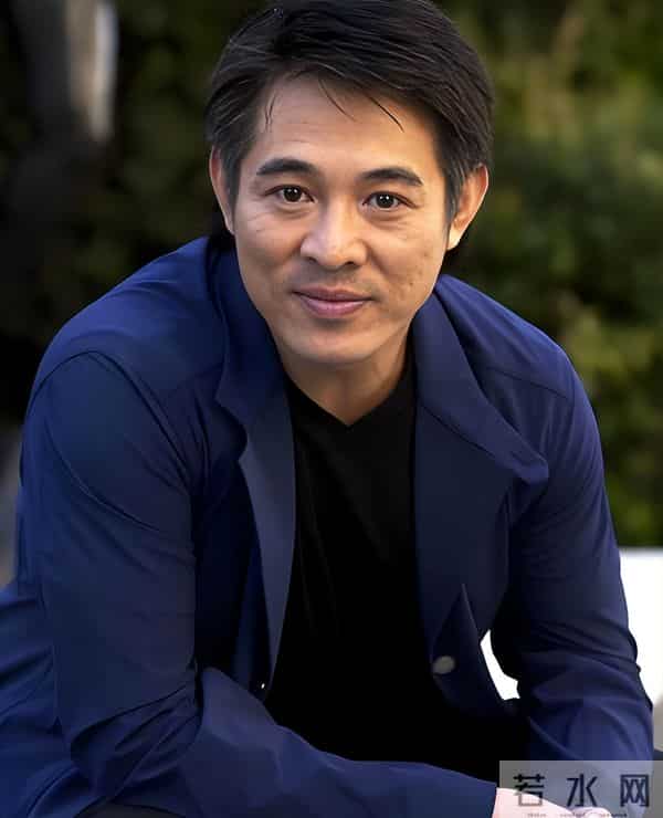 李连杰脱光上衣前后无刀疤,网友都不信,恶心的一幕在评论区上演