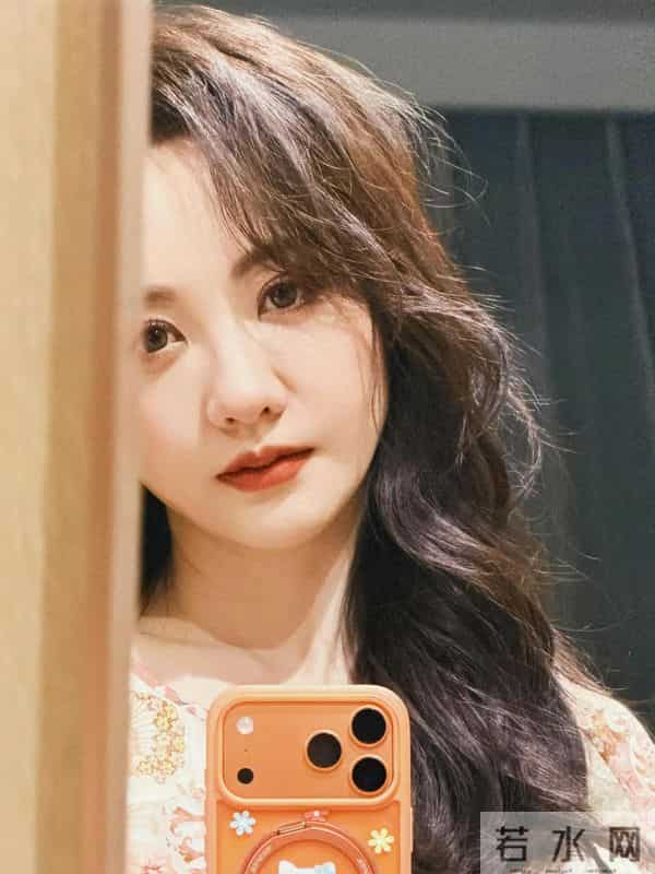 杨蓉真是性感啊！