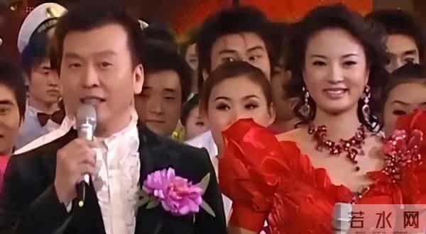 前央视主持刘芳菲现状,俩富豪前任全都判死刑,如今她满眼空洞