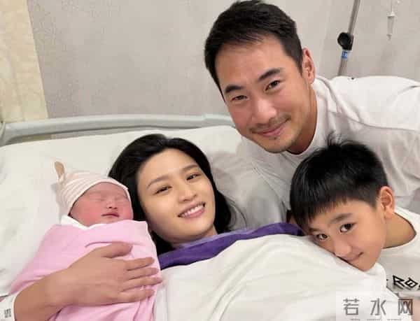 恭喜!香港知名女星宣布二胎剖腹生女,孕期验血宝宝染色体有问题