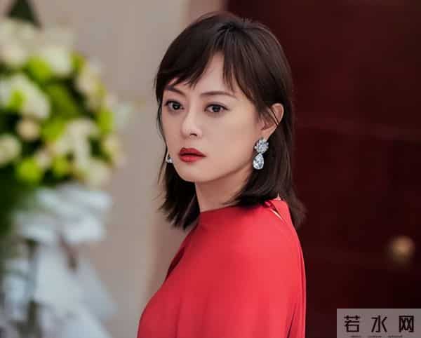 时尚大片来了,被长发的孙俪惊艳,凶相变福相,甩打针脸几条街