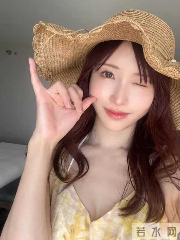 90后人气女神!出道即巅峰,绝对Top存在