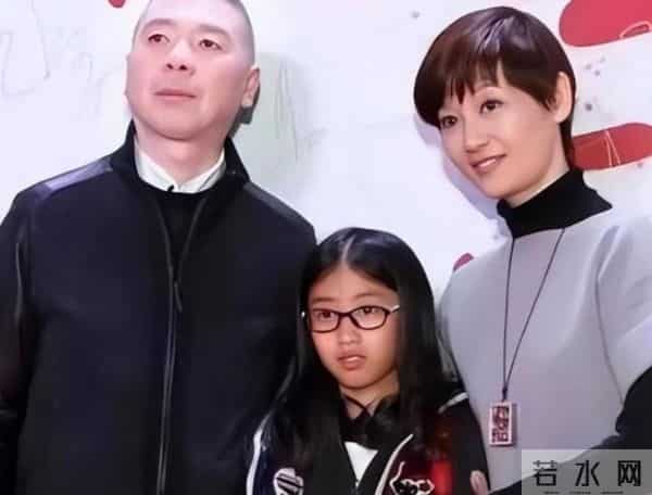 深扒之后才发现，徐帆回应离婚传闻后，冯小刚走上了另一条道路