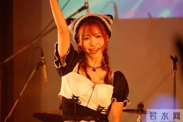 90后人气女神!出道即巅峰,绝对Top存在